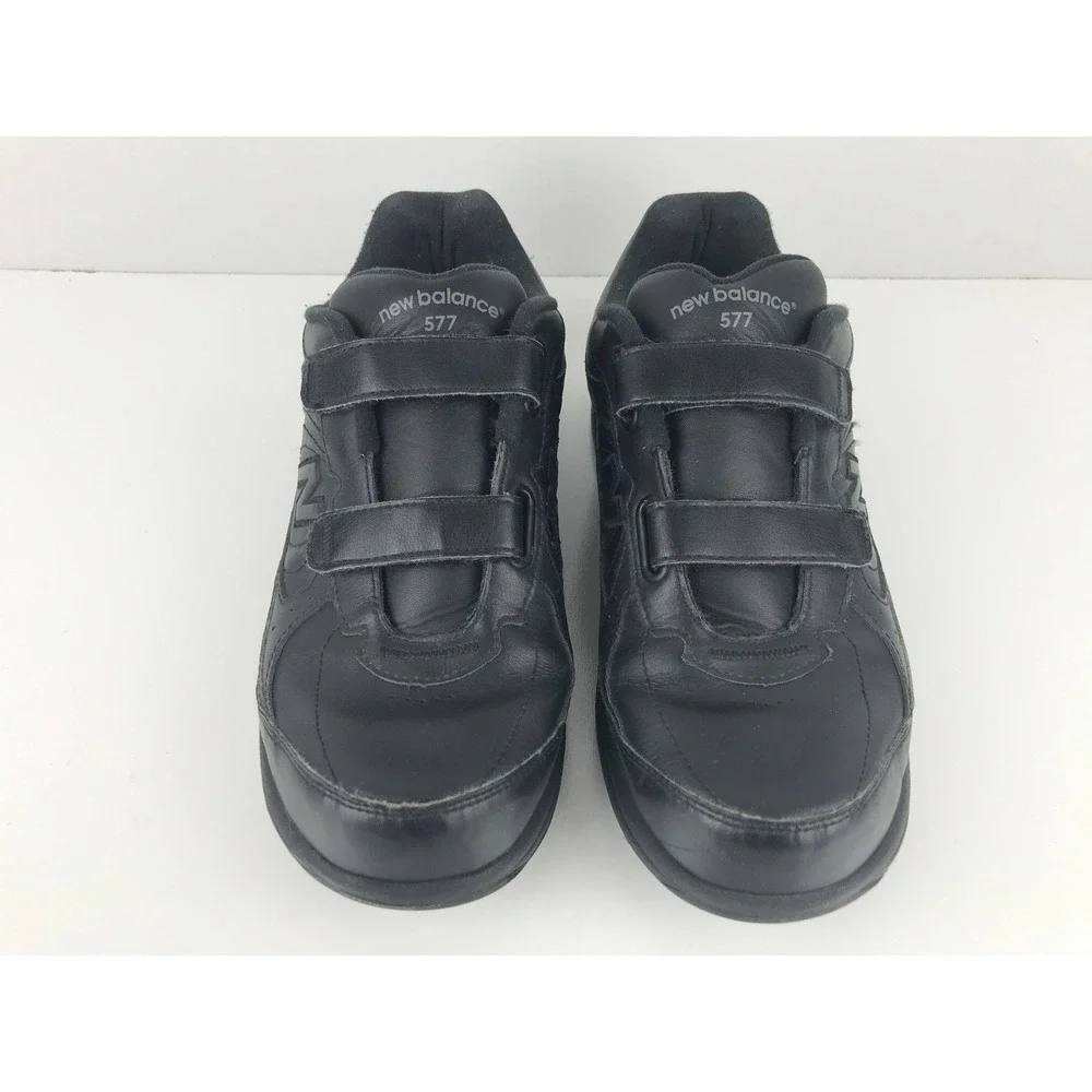 New Balance model 577
